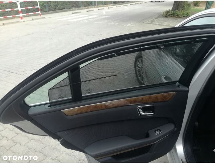 Mercedes-Benz Klasa E 200 CGI BlueEFFICIENCY Automatik Elegance - 6