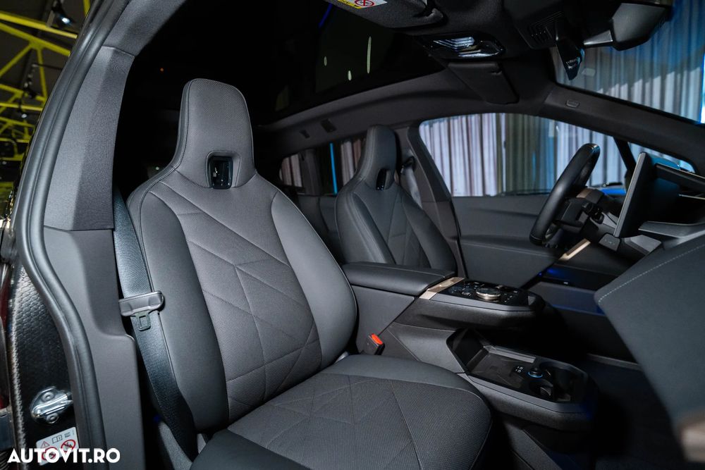 BMW iX xDrive40 - 21