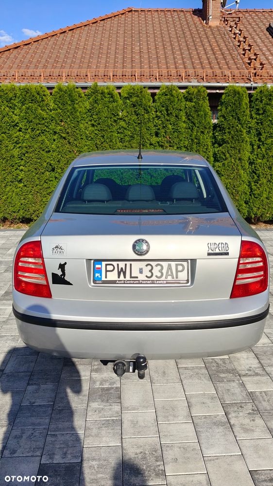 Skoda Superb 2.0 Comfort - 5