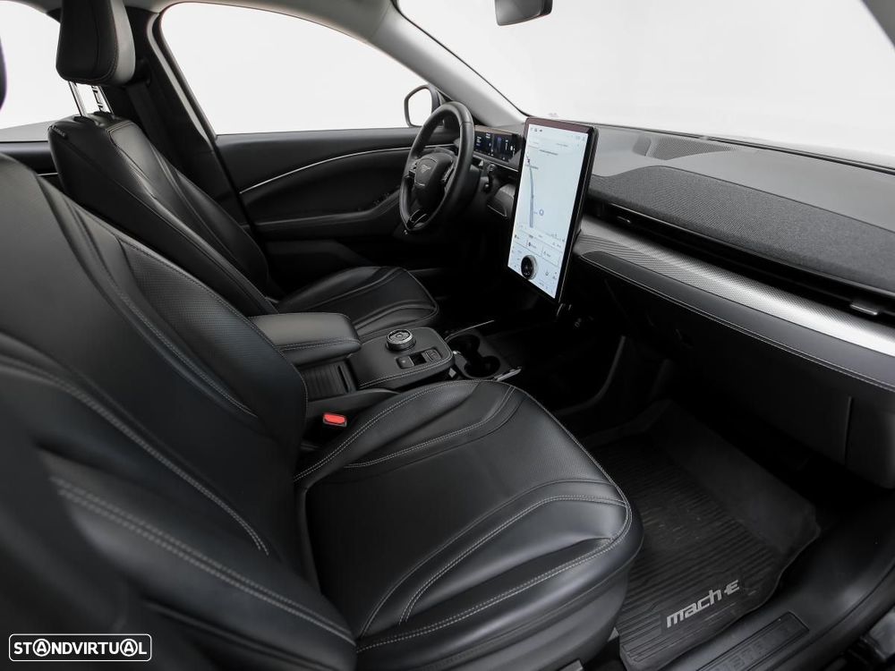 Ford Mustang Mach-E Alargada - 8