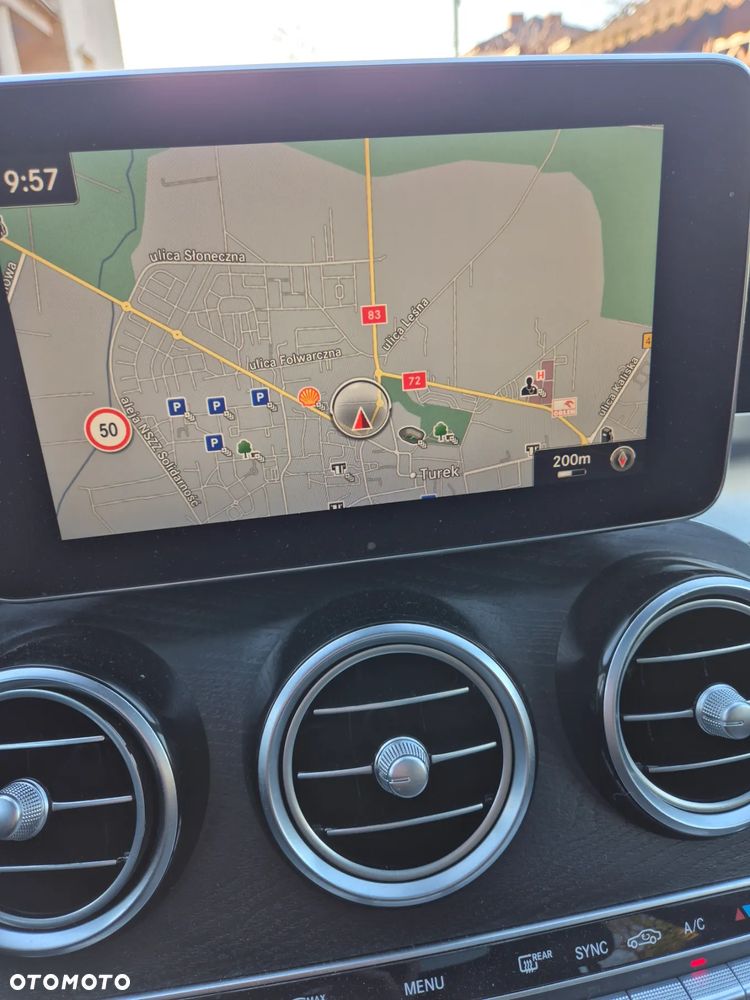 Mercedes-Benz GLC 250 d 4Matic 9G-TRONIC AMG Line - 28