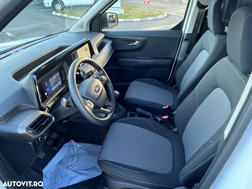 Ford Transit Courier - 9