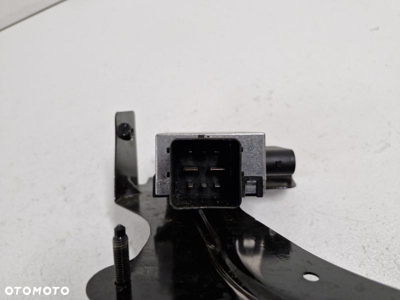 renault master iii 3 lift iv 4 przekaźnik świec żarowych 271203982r - 4