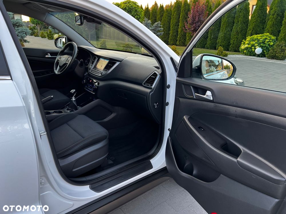 Hyundai Tucson blue 1.6 GDi 2WD Navi - 29