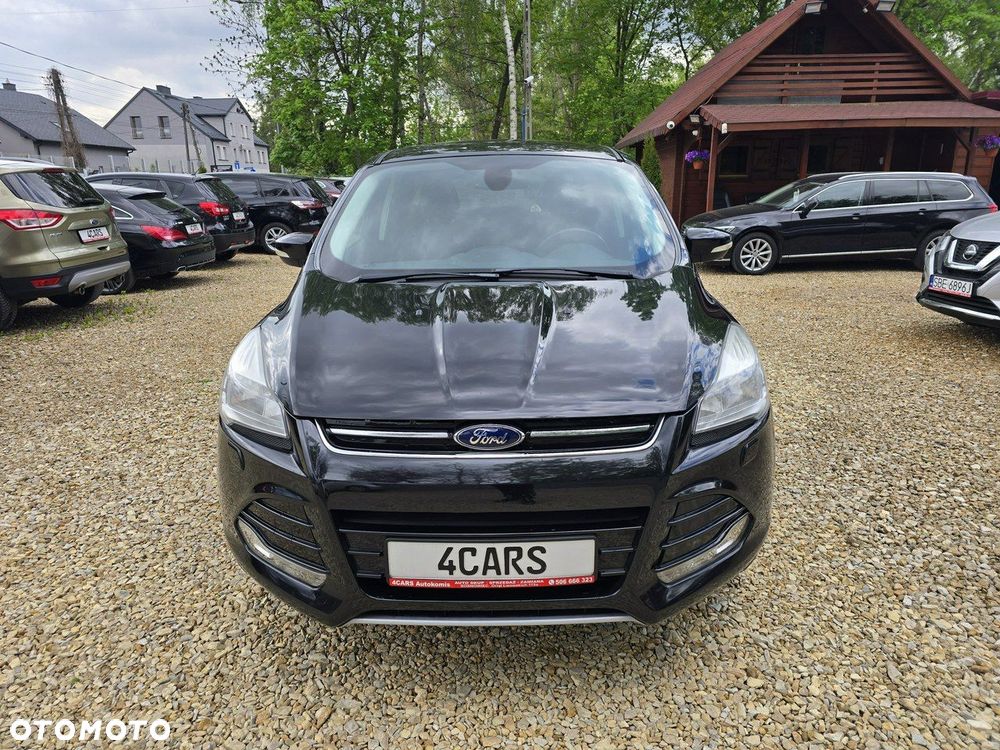 Ford Kuga 1.6 EcoBoost 2x4 Titanium - 2