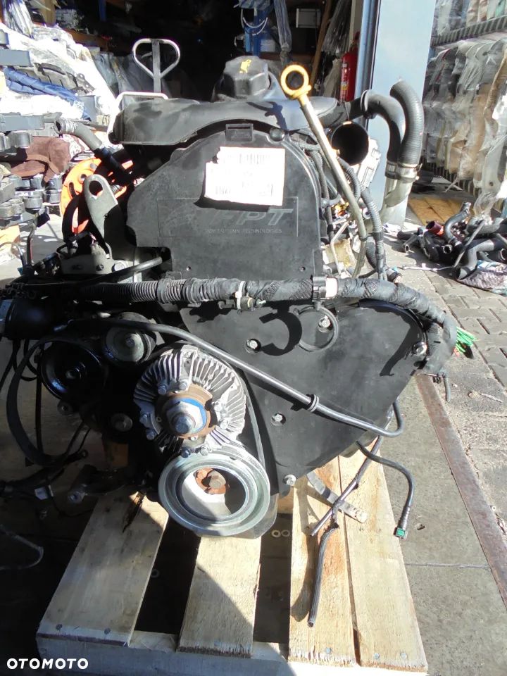 SILNIK IVECO DAILY 2.3 EURO 6 F1AGL411G - 2