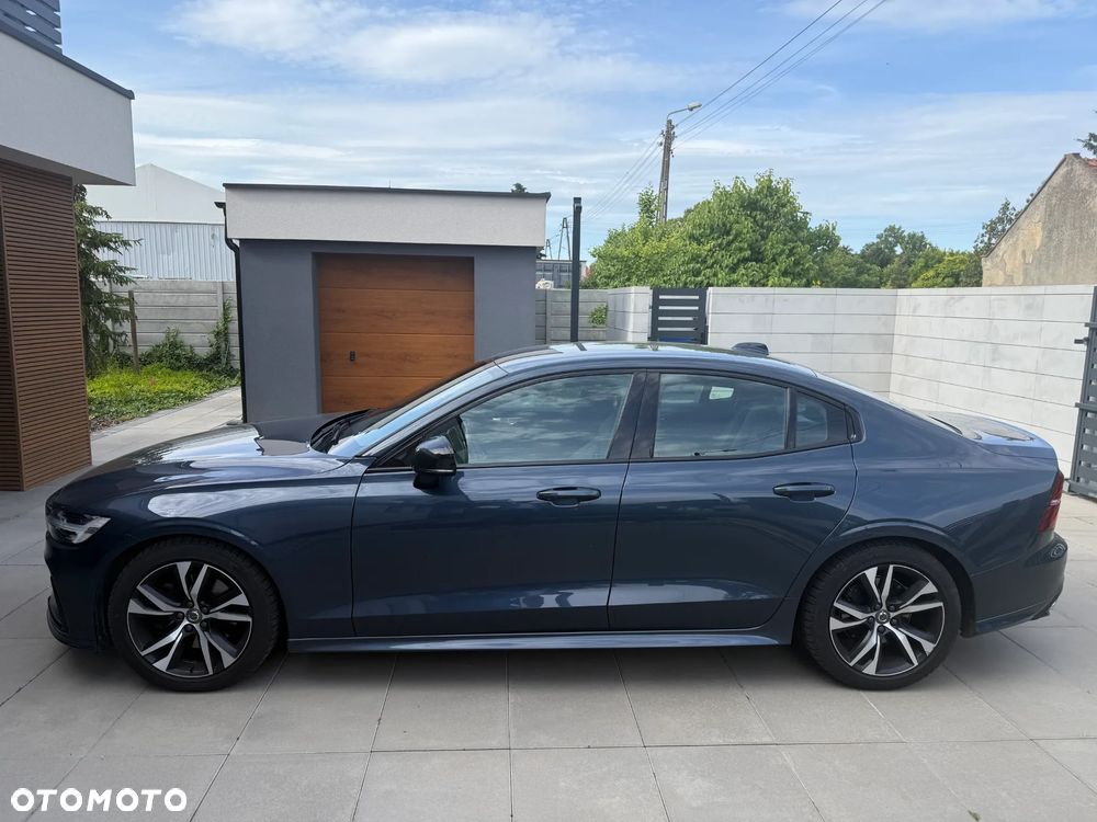 Volvo S60 B4 B R-Design - 3