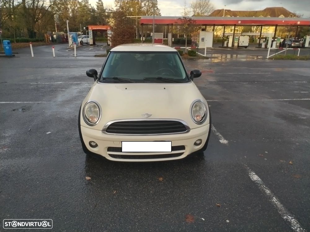 MINI 3 Portas One D - 2