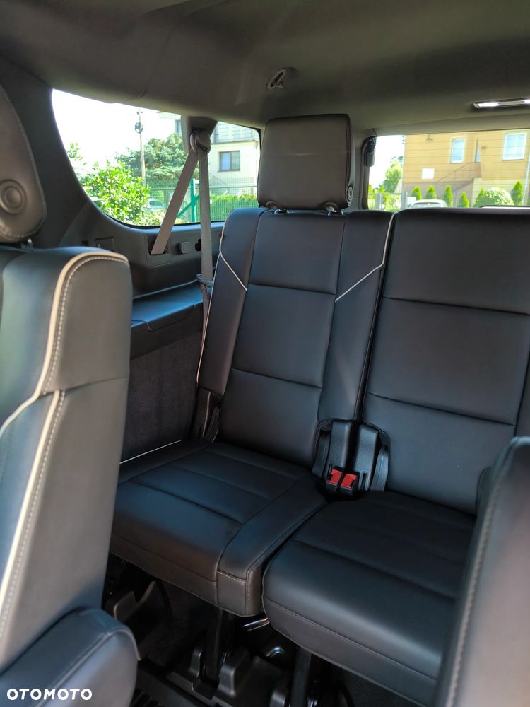 Cadillac Escalade - 20