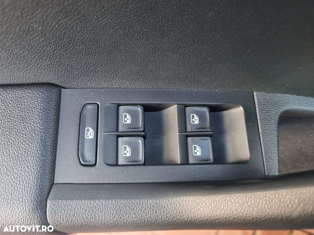 Skoda Octavia 2.0 TDI 4X4 DSG RS - 19