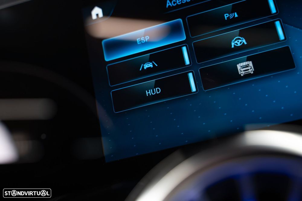 Mercedes-Benz GLA 250 e 8G-DCT AMG Line - 33