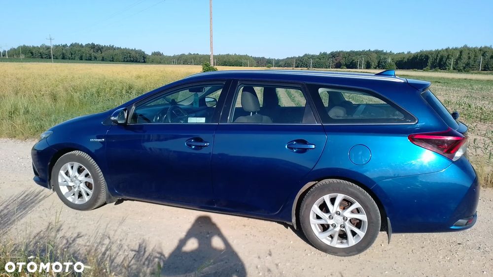 Toyota Auris Hybrid 135 Premium - 1