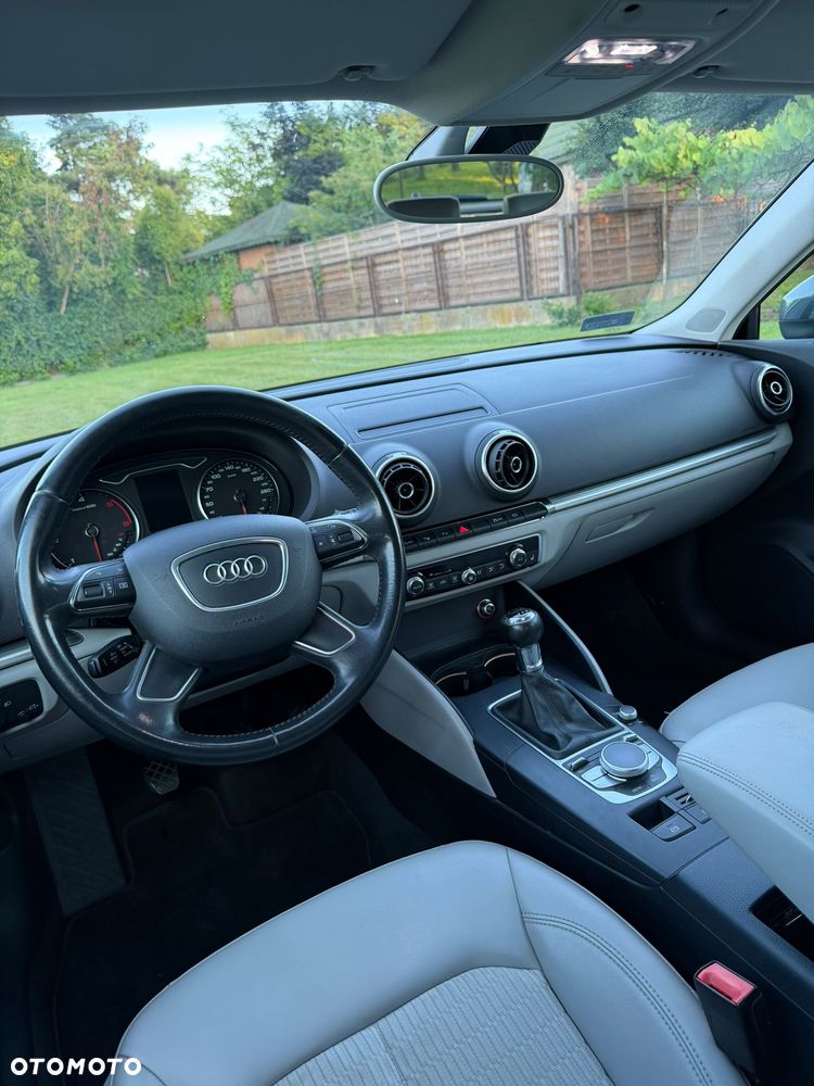 Audi A3 Sportback - 11