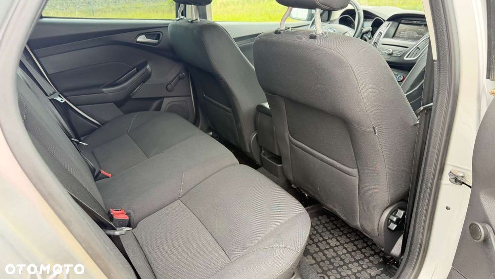 Ford Focus 1.5 EcoBlue Start-Stopp-System COOL&CONNECT - 29