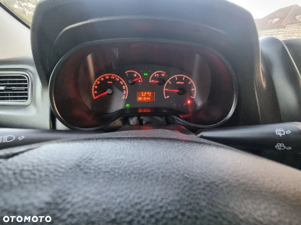 Opel Combo - 8