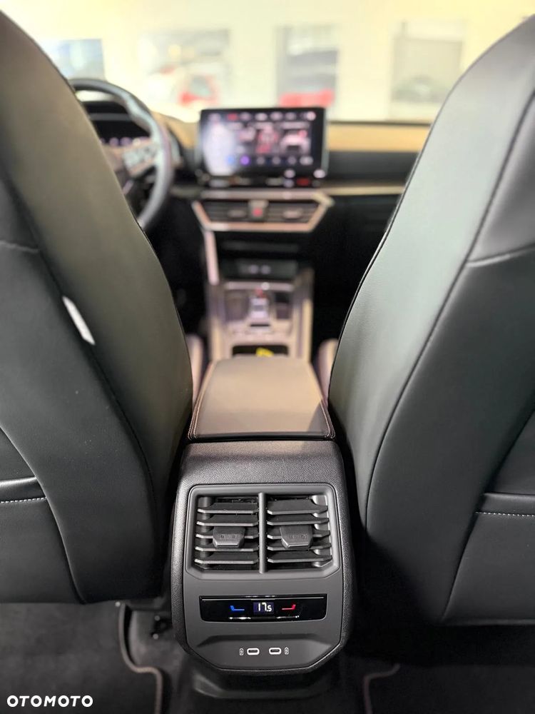 Cupra Formentor 1.5 e-Hybrid PHEV DSG - 16