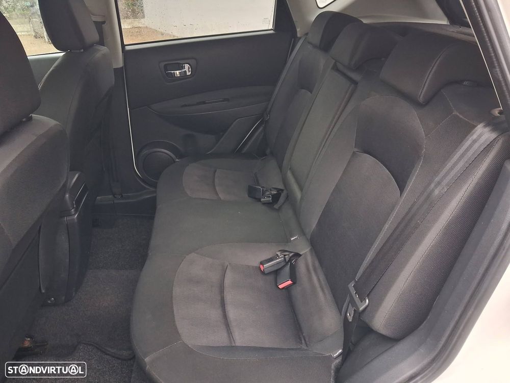 Nissan Qashqai - 17