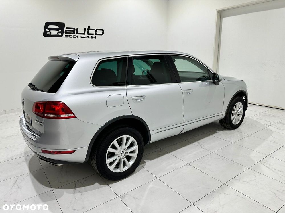 Volkswagen Touareg - 11
