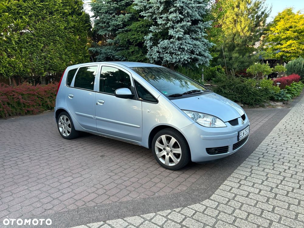 Mitsubishi Colt - 2