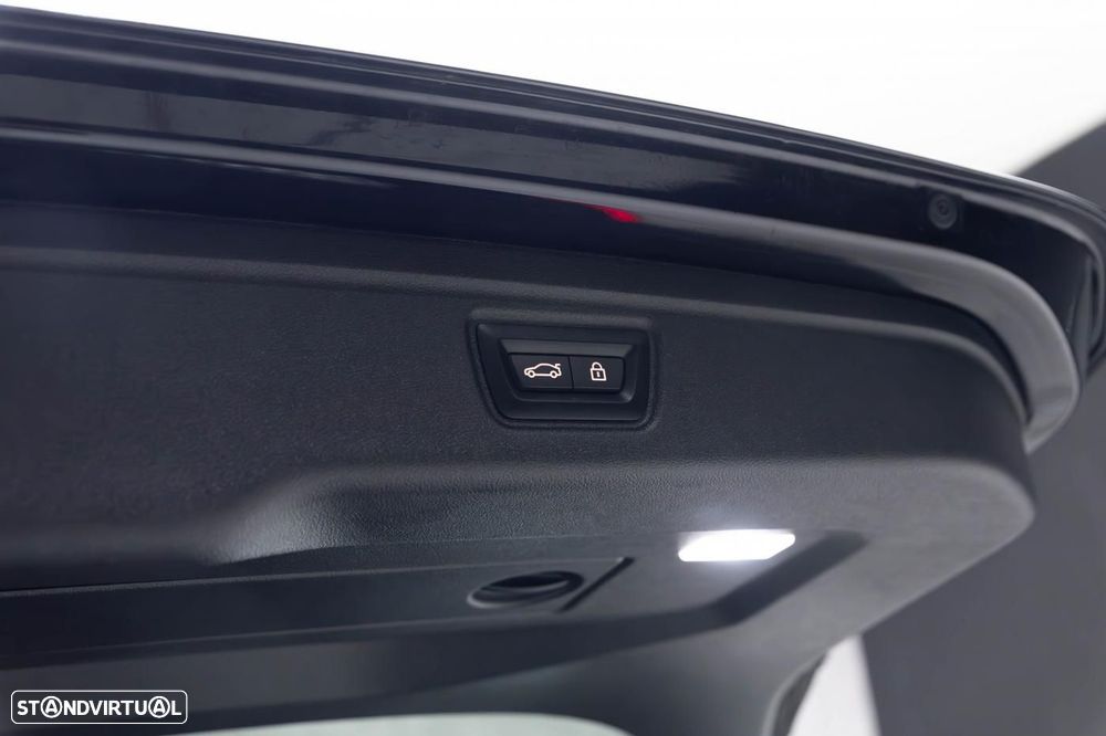 BMW 330 e Pack M Auto - 34
