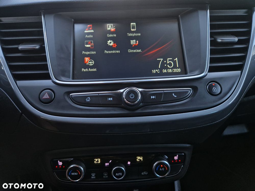 Opel Crossland X - 24