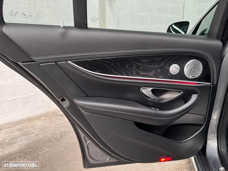 Mercedes-Benz E 220 d 4-Matic All Terrain Avantgarde + - 53