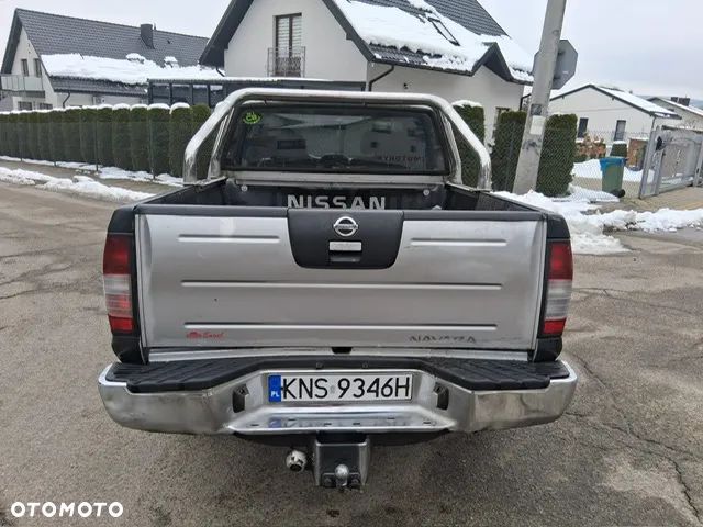 Nissan Navara 2.5 TDi Base / XE 2WD - 5