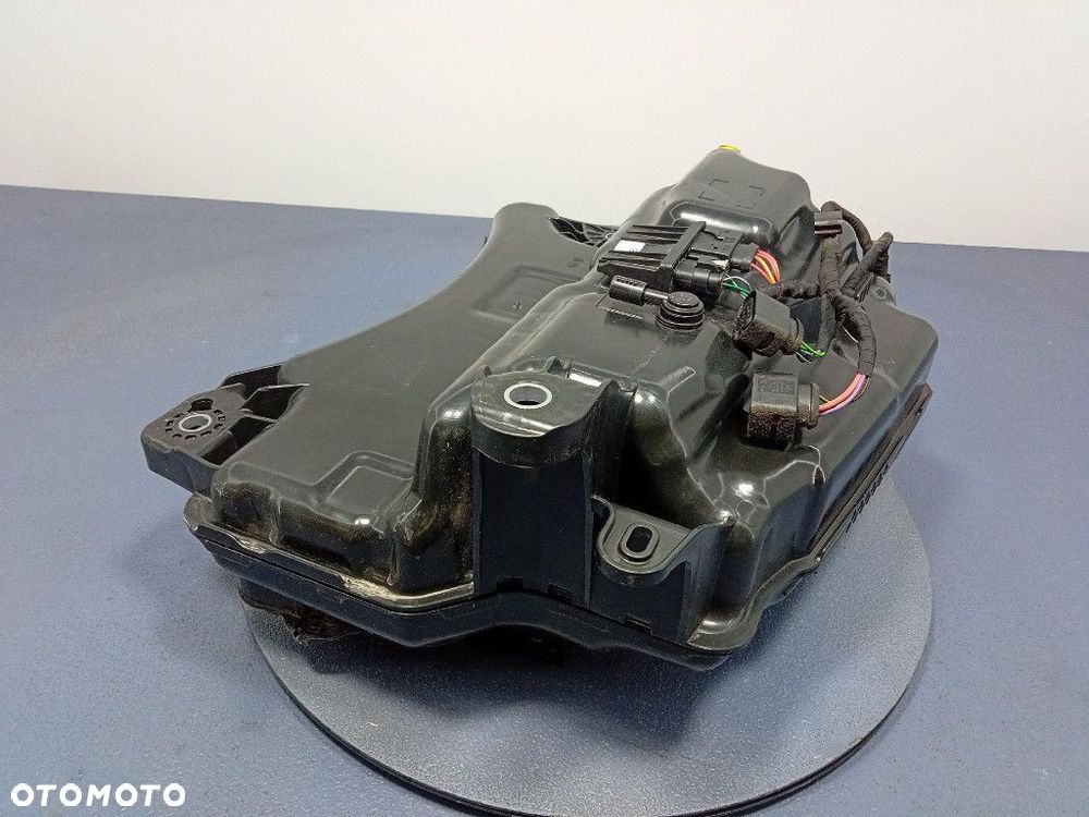 SKODA OCTAVIA III LIFT 17- 2.0 TDI 150KM ZBIORNIK AD BLUE 5Q0131877F - 4