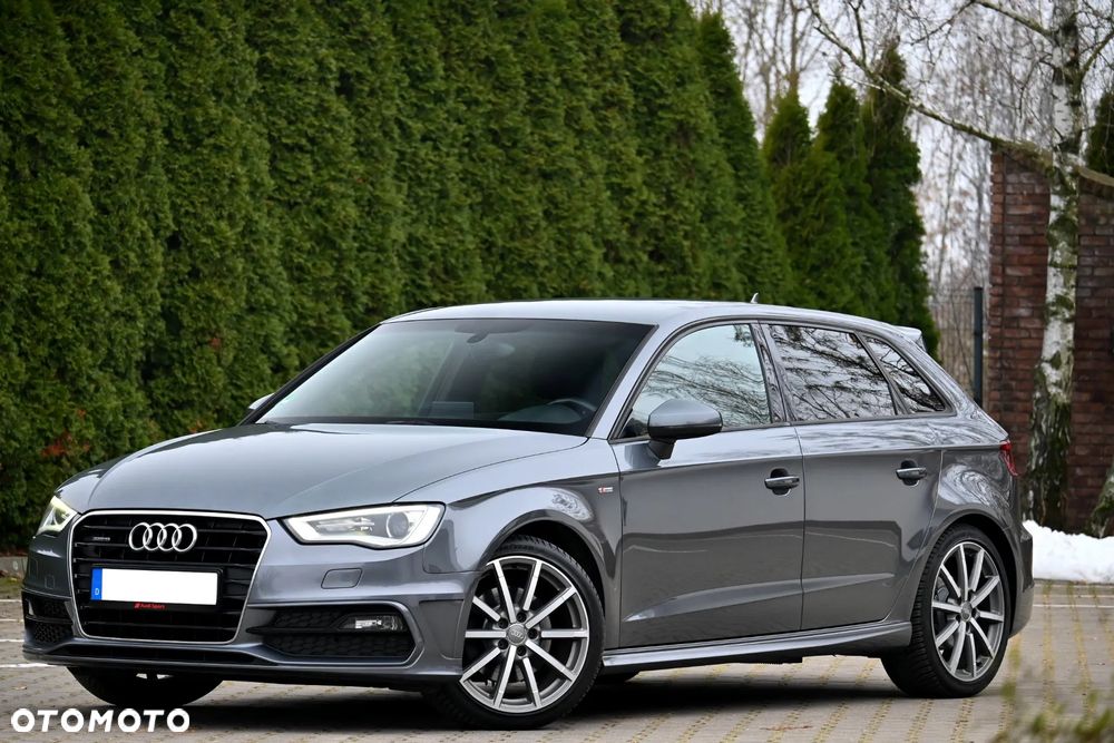 Audi A3 Sportback 2.0 TDI (clean diesel) quattro S tronic S line Sportpaket - 4