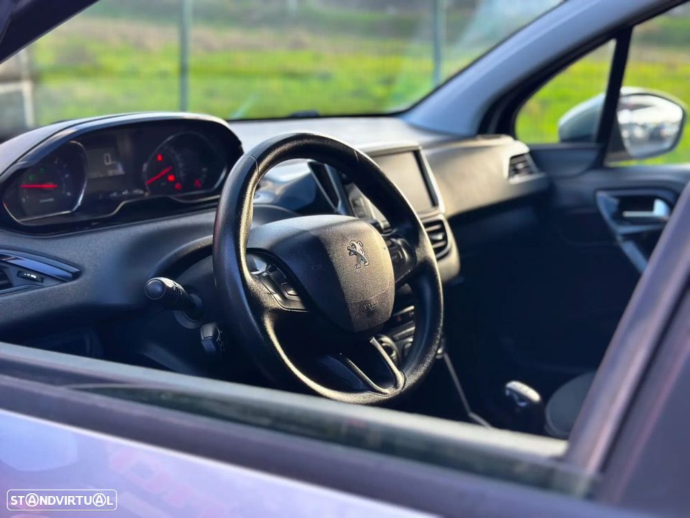 Peugeot 208 1.4 HDi Access - 2