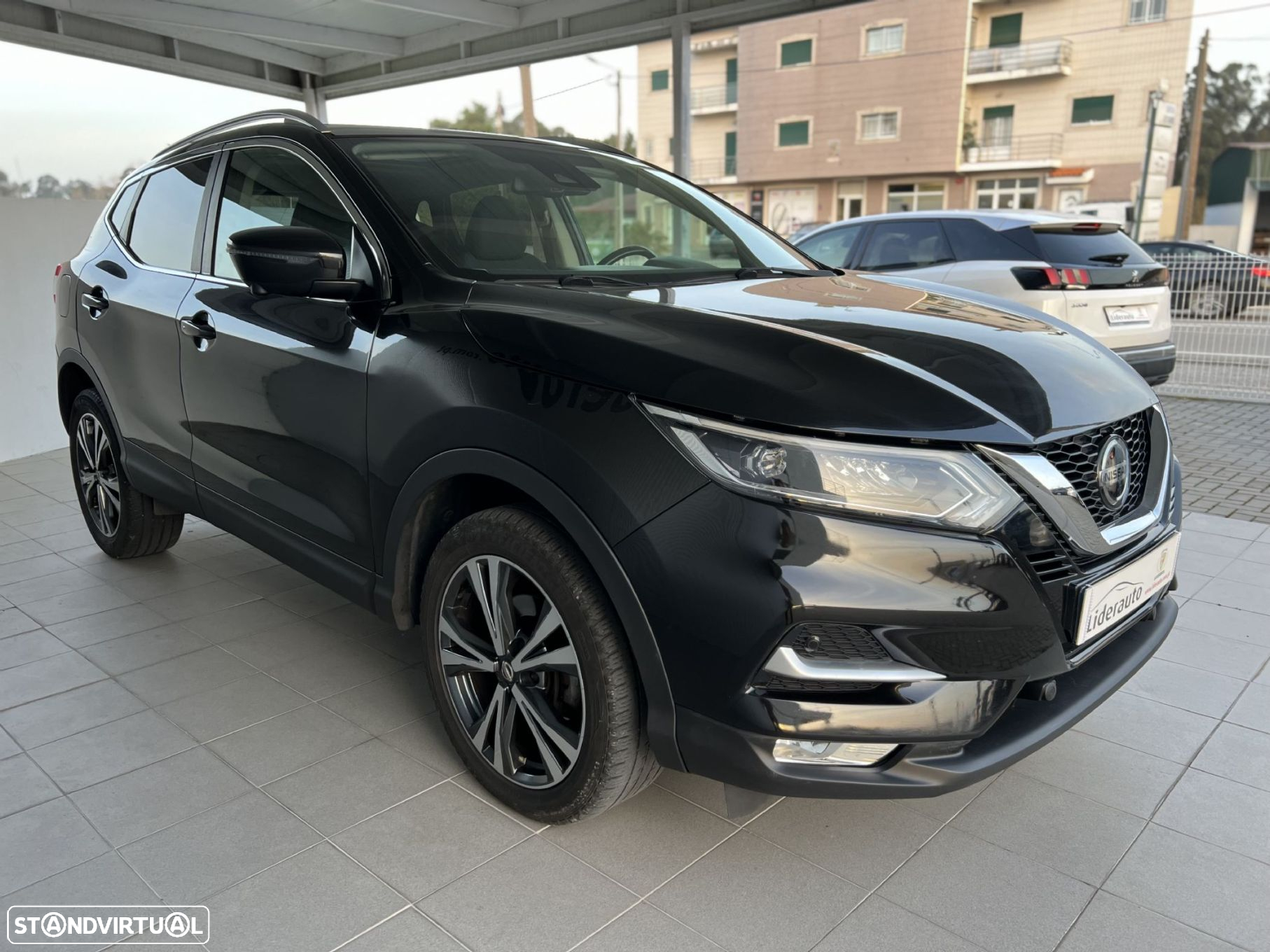Nissan Qashqai - 4