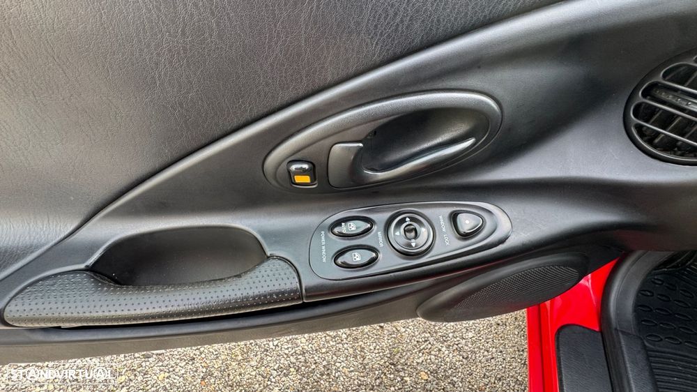 Hyundai Coupe 1.6 16V FX - 15