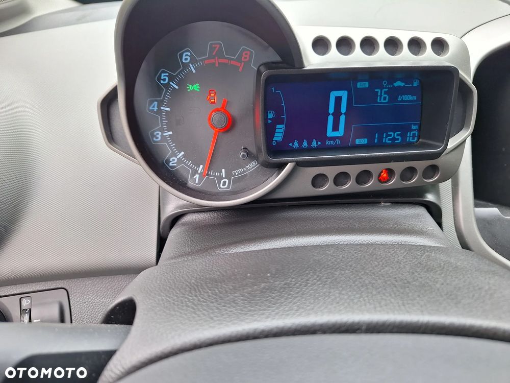 Chevrolet Aveo 1.2 LT+ - 12