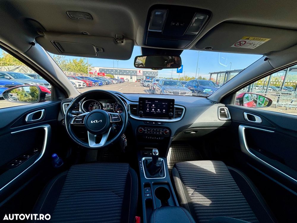 Kia XCeed 1.5 T-GDI 6iMT MHEV Style - 9