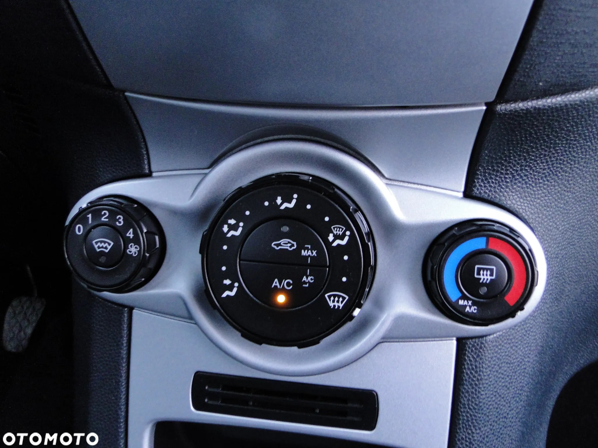 Ford Fiesta - 8