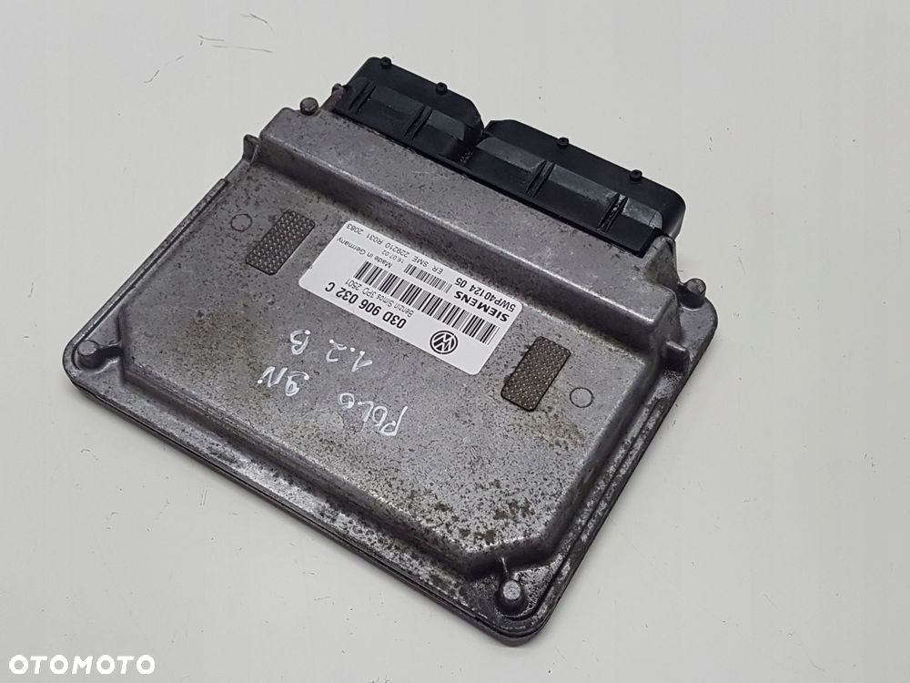 POLO 9N 1.2 KOMPUTER MODUŁ 03D906032C 5WP4012405 - 7