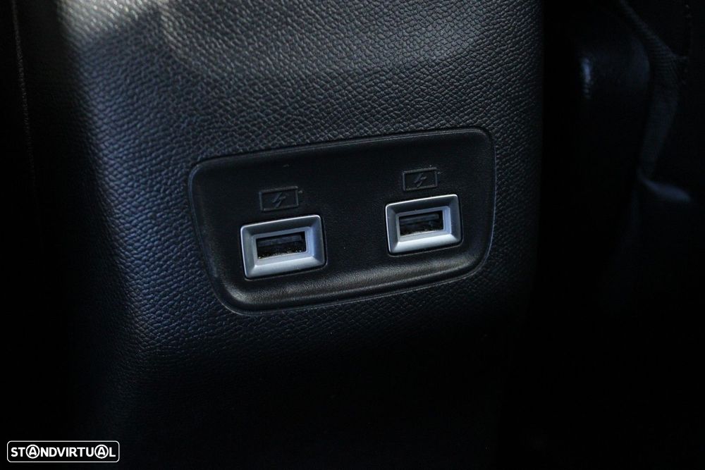 Peugeot e-2008 GT Pack - 41
