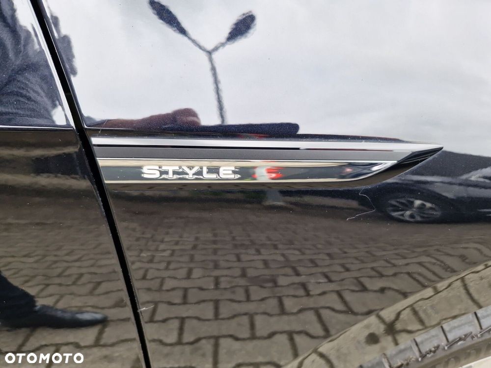 Volkswagen Golf 2.0 TDI Style DSG - 24