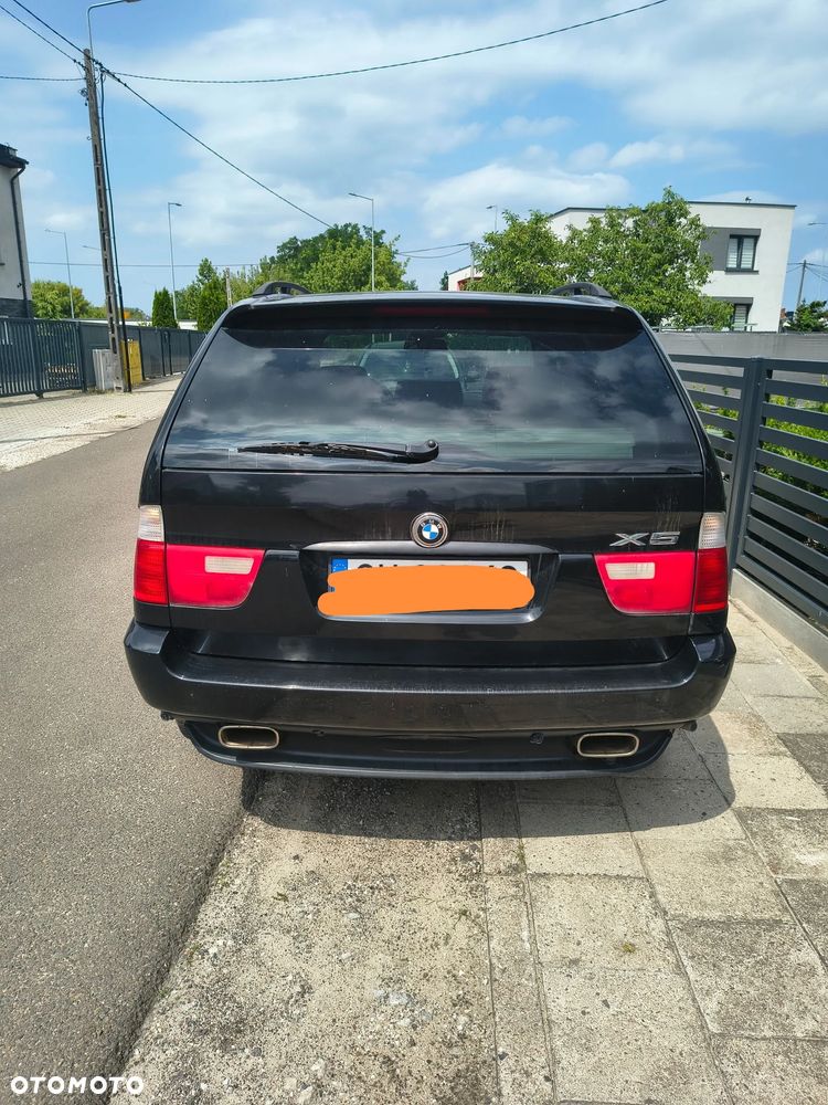 BMW X5 4.4i - 3