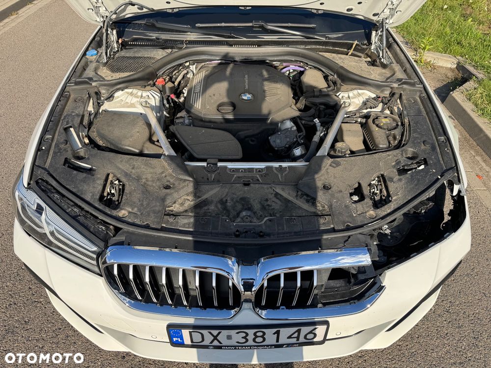 BMW Seria 5 520d xDrive mHEV M Sport sport - 11