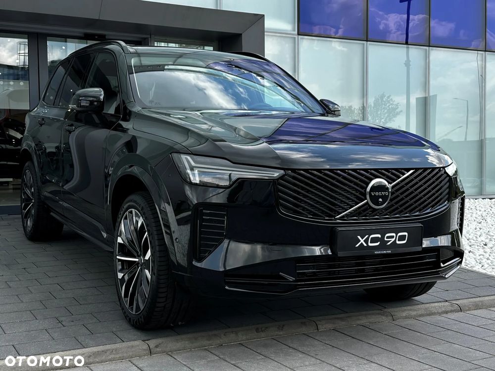 Volvo XC 90 B5 B AWD Plus Dark - 3