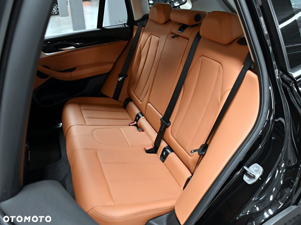 BMW X3 - 11