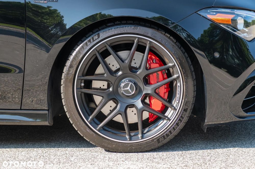 Mercedes-Benz CLA - 21