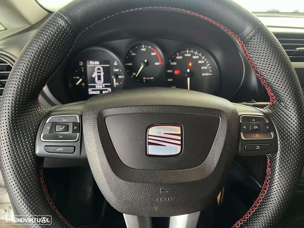 SEAT Leon 1.6 TDI DPF Ecomotive Sport - 15