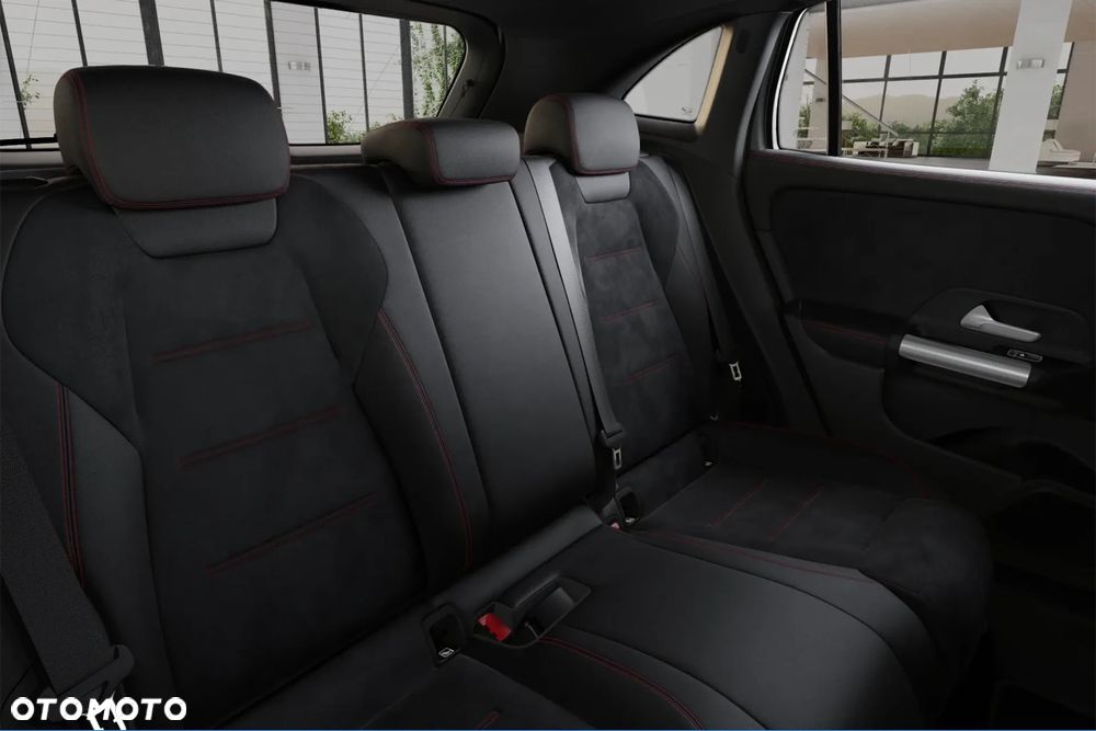 Mercedes-Benz GLA 200 mHEV AMG Line 7G-DCT - 28