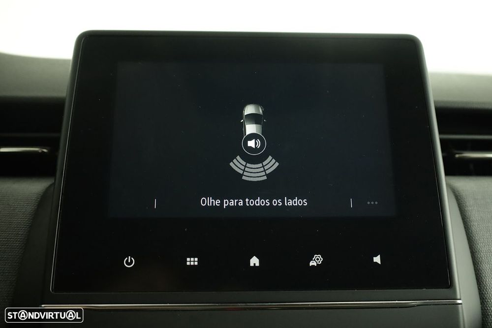 Renault Clio 1.0 TCe Evolution - 11