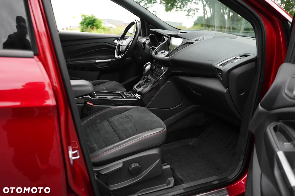 Ford Kuga 2.0 TDCi AWD ST-Line - 17