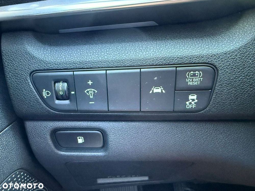 Kia Niro 1.6 GDI Hybrid M - 35