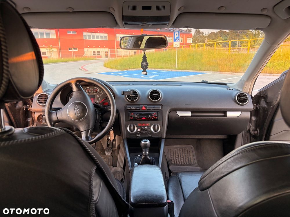 Audi A3 3-drzwiowe 2.0 TDI Ambiente - 25