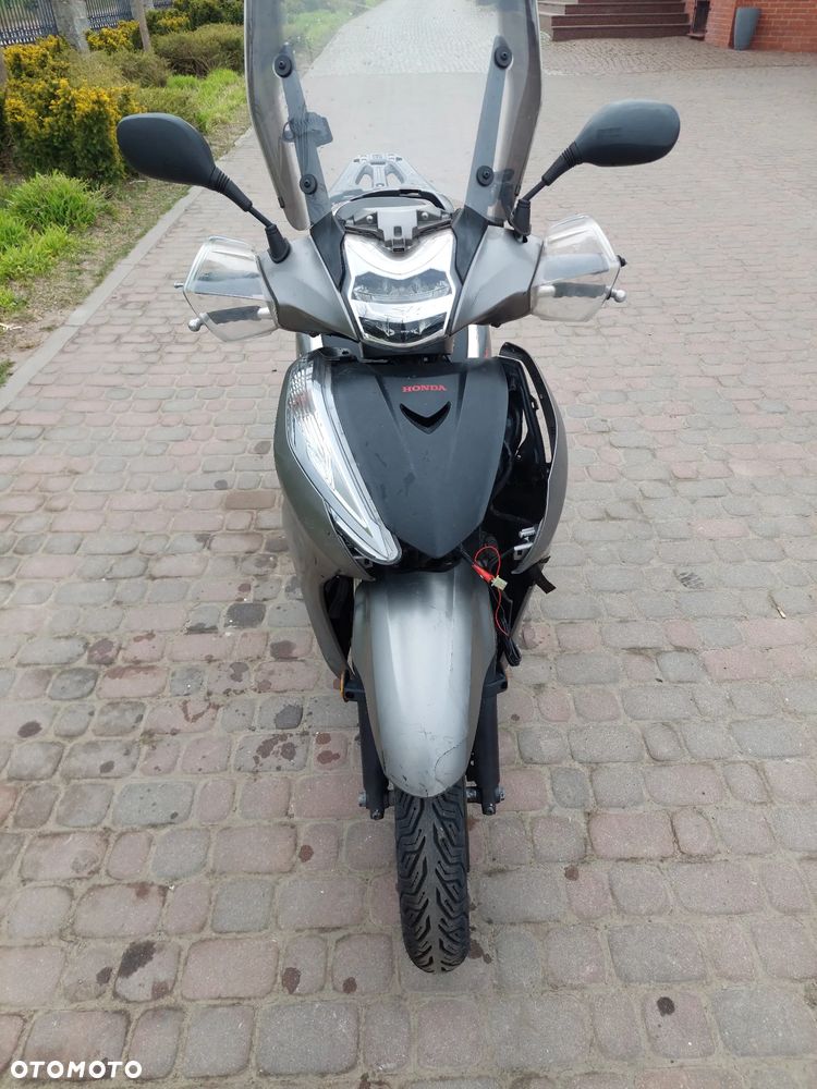 Honda SH - 8
